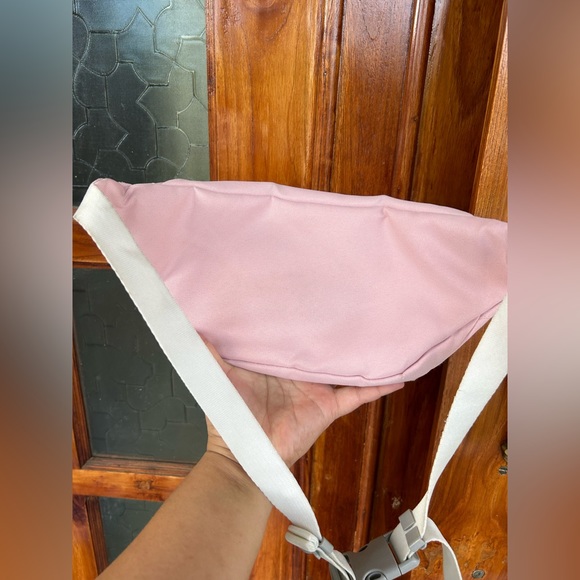 FILA fanny bag. Used. Condition 10:10 - Picture 5 of 9